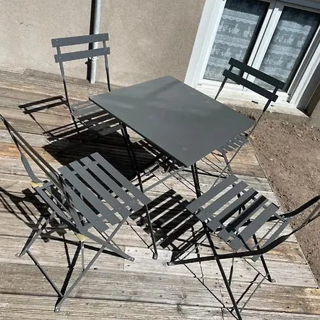 1 Pièce Appartement *